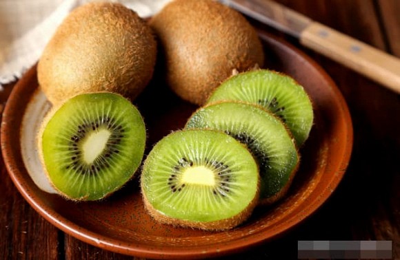 '3 điều cấm kỵ' khi ăn kiwi, không những không tốt, mà thậm chí còn phá hủy dinh dưỡng